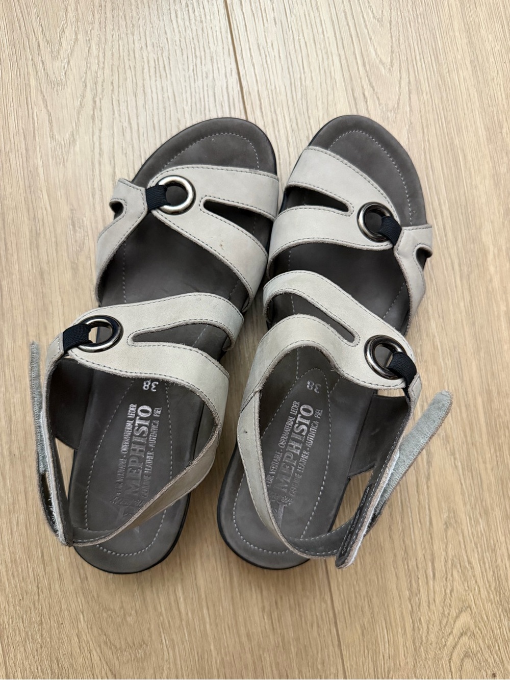 Mephisto Women's Two-Tone Gray Strappy Leather Sandals